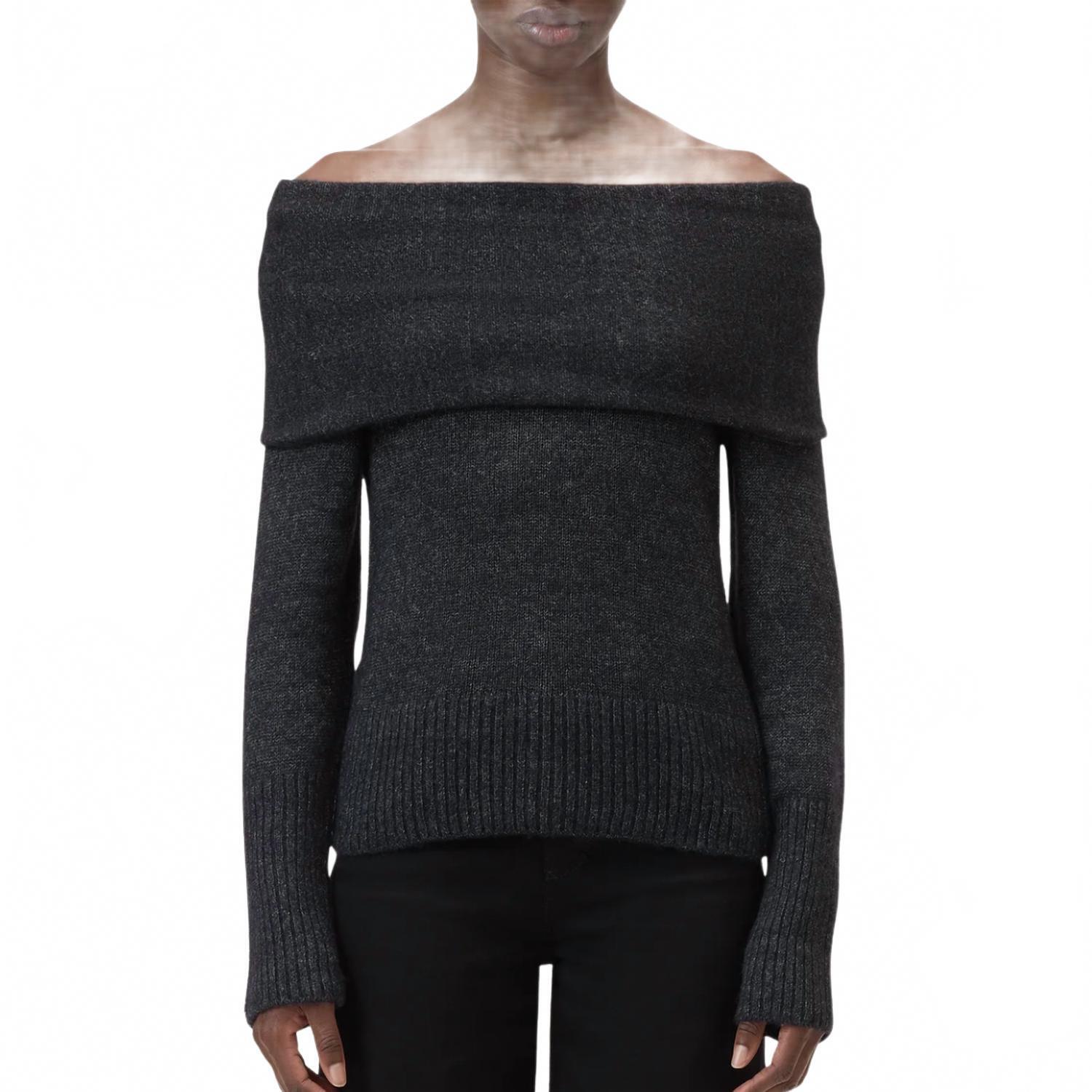 New Closed Wide Collar Long Sleeve Top In Black